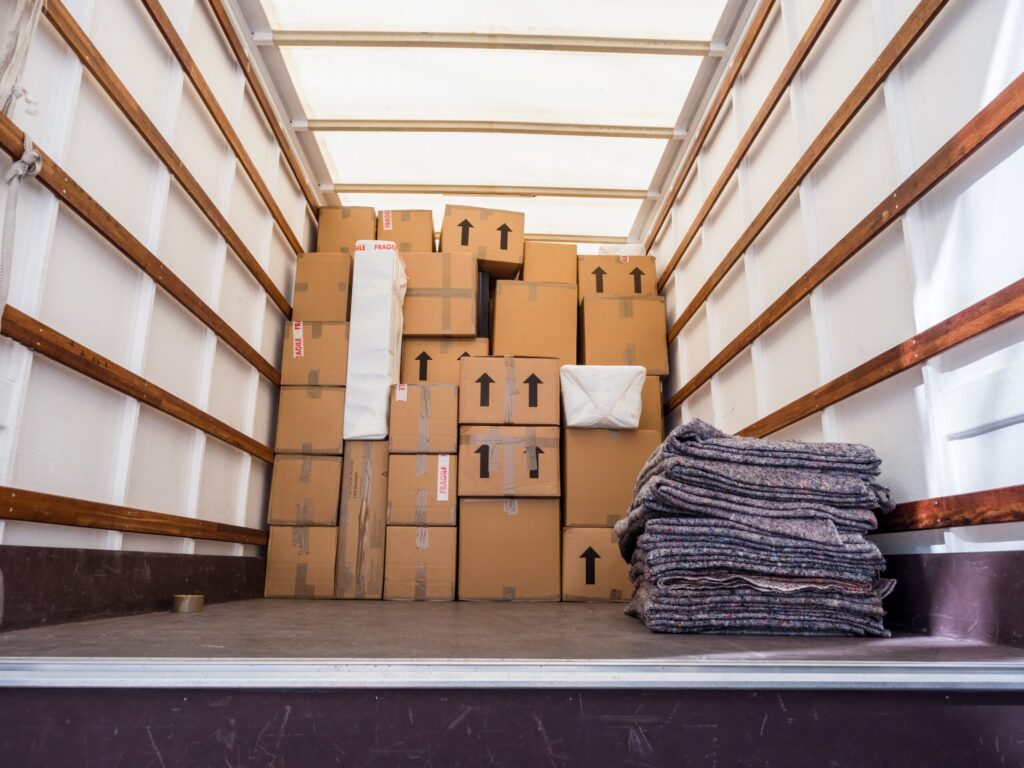 Removals in Dagenham